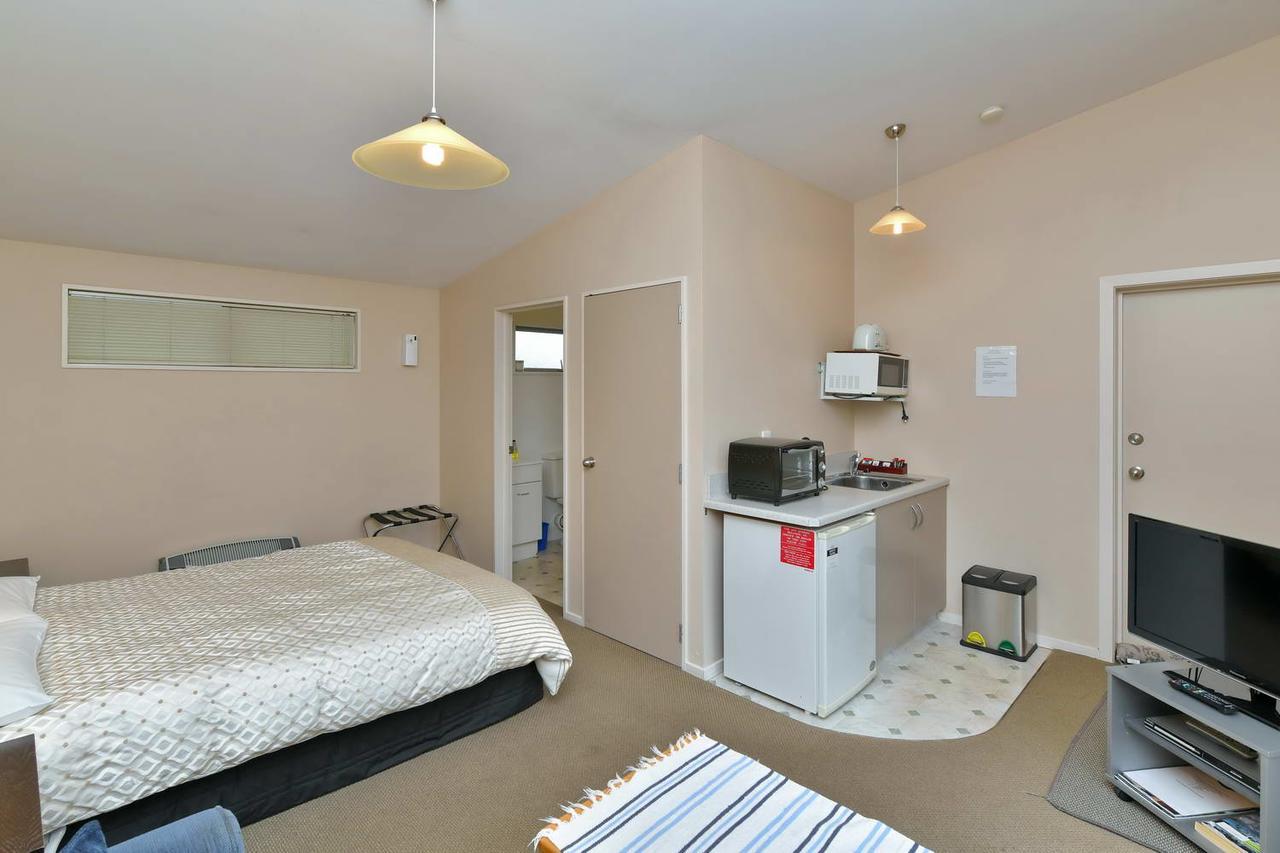 Wayside Motel Woodend Bagian luar foto