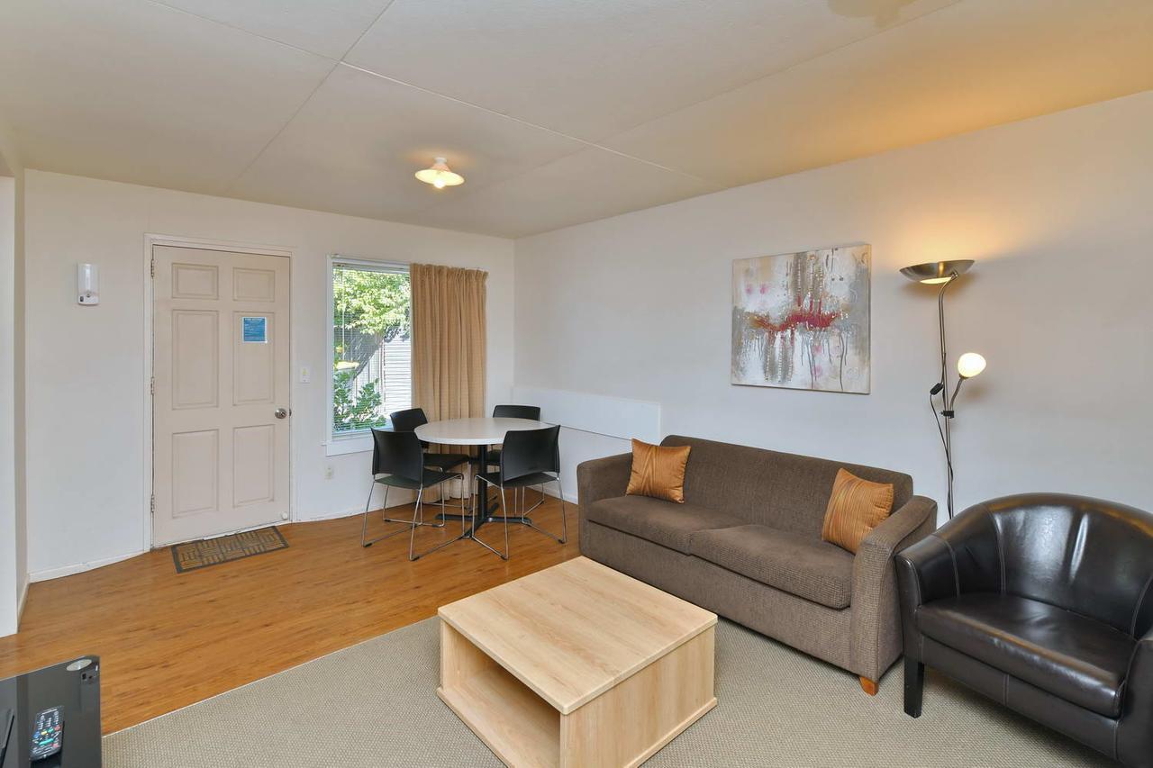 Wayside Motel Woodend Bagian luar foto