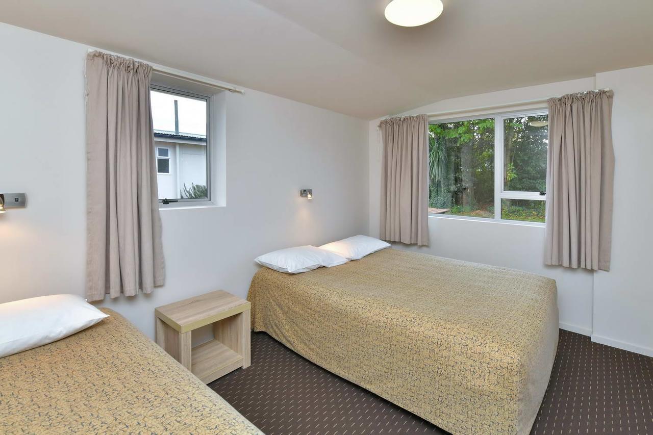 Wayside Motel Woodend Bagian luar foto