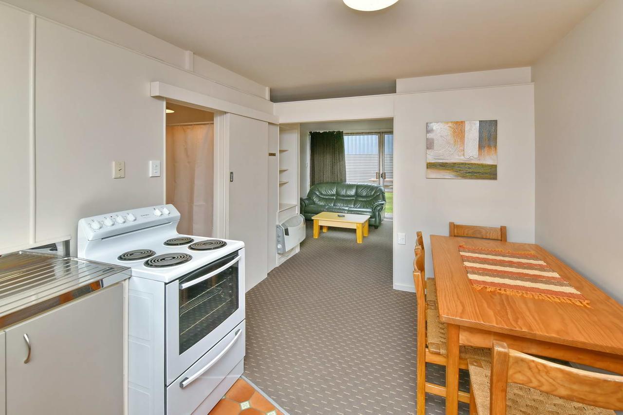 Wayside Motel Woodend Bagian luar foto