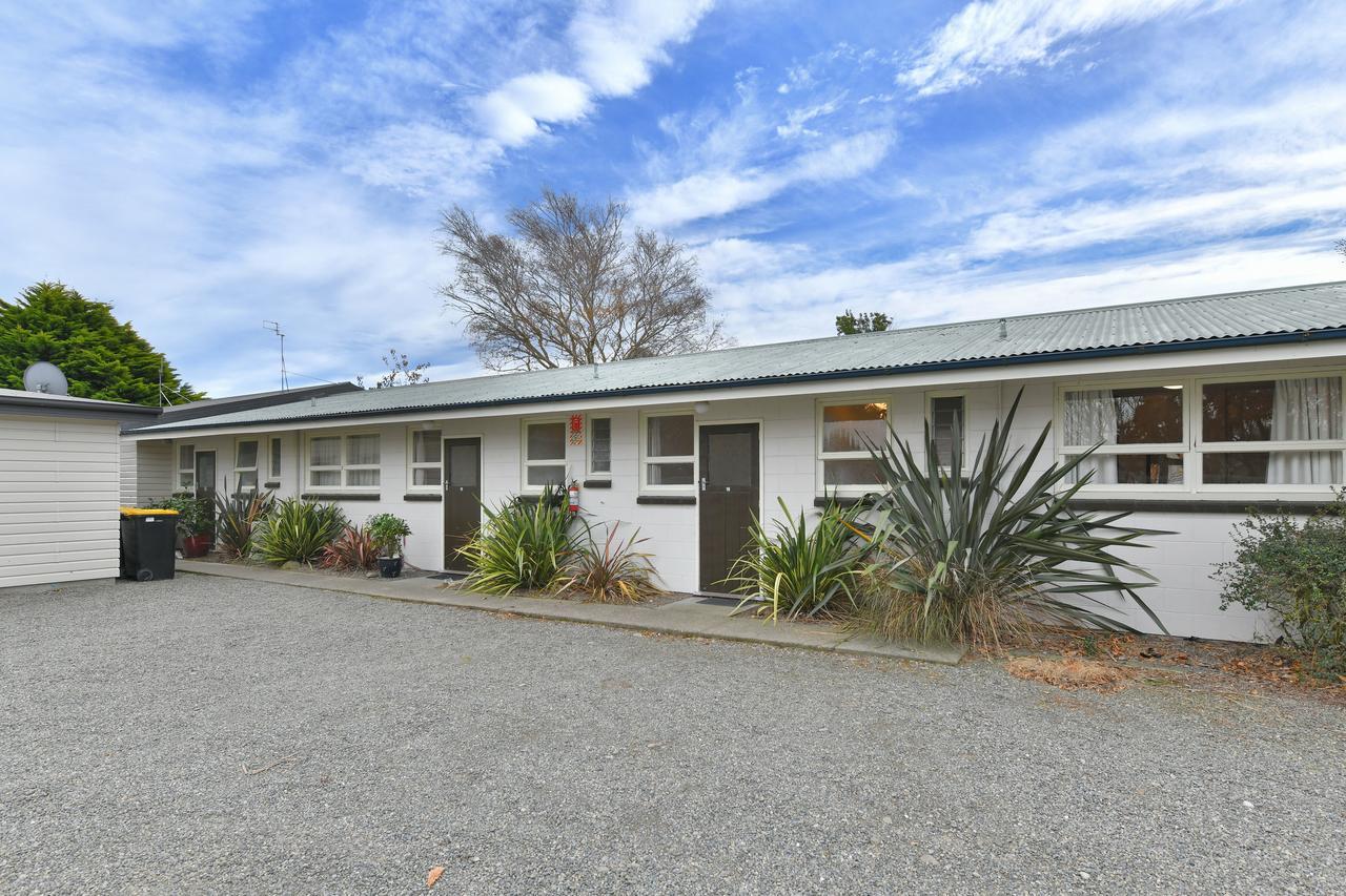 Wayside Motel Woodend Bagian luar foto